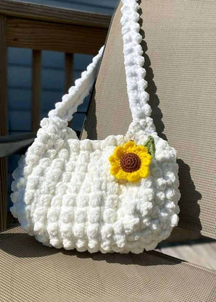 Crocheted White Sunflower Handbag