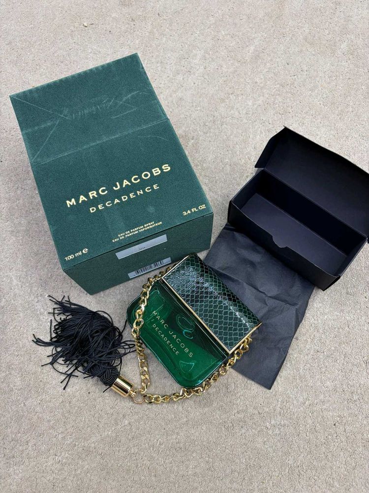 Marc Jacobs Decadence Perfume