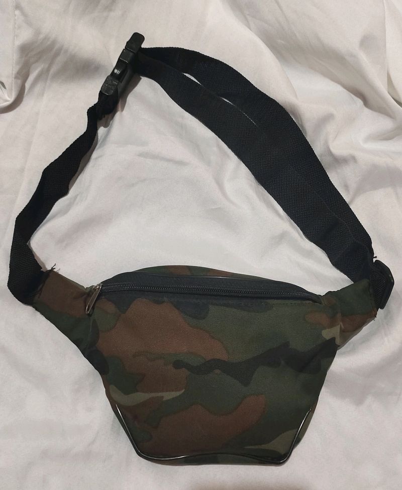 Camouflage Waist Bag (Unisex)