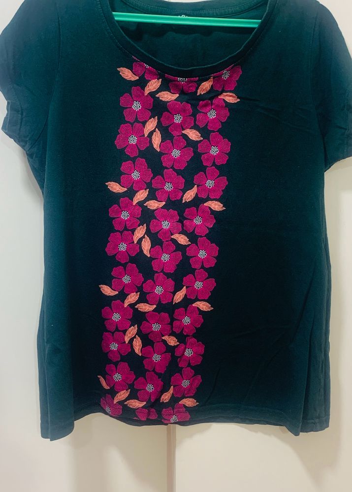Dark Green Tshirt