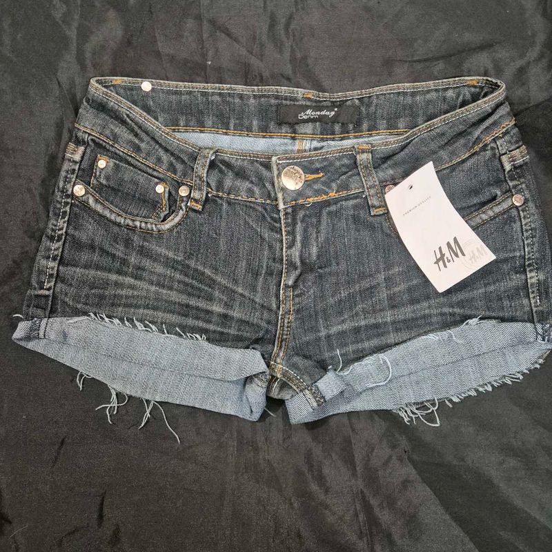 low waist y2k mini denim shorts