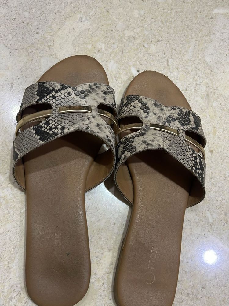 Leopard Print Slides