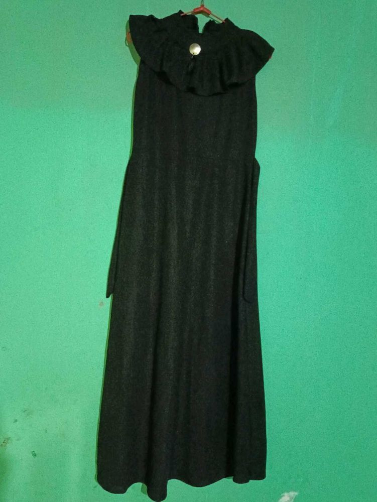 Elegant Black Maxi Dress