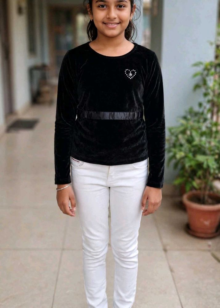 Chic Black Velvet Top with white pant