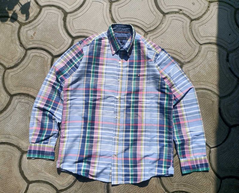 Tommy Hilfiger Plaid Button-Down Shirt