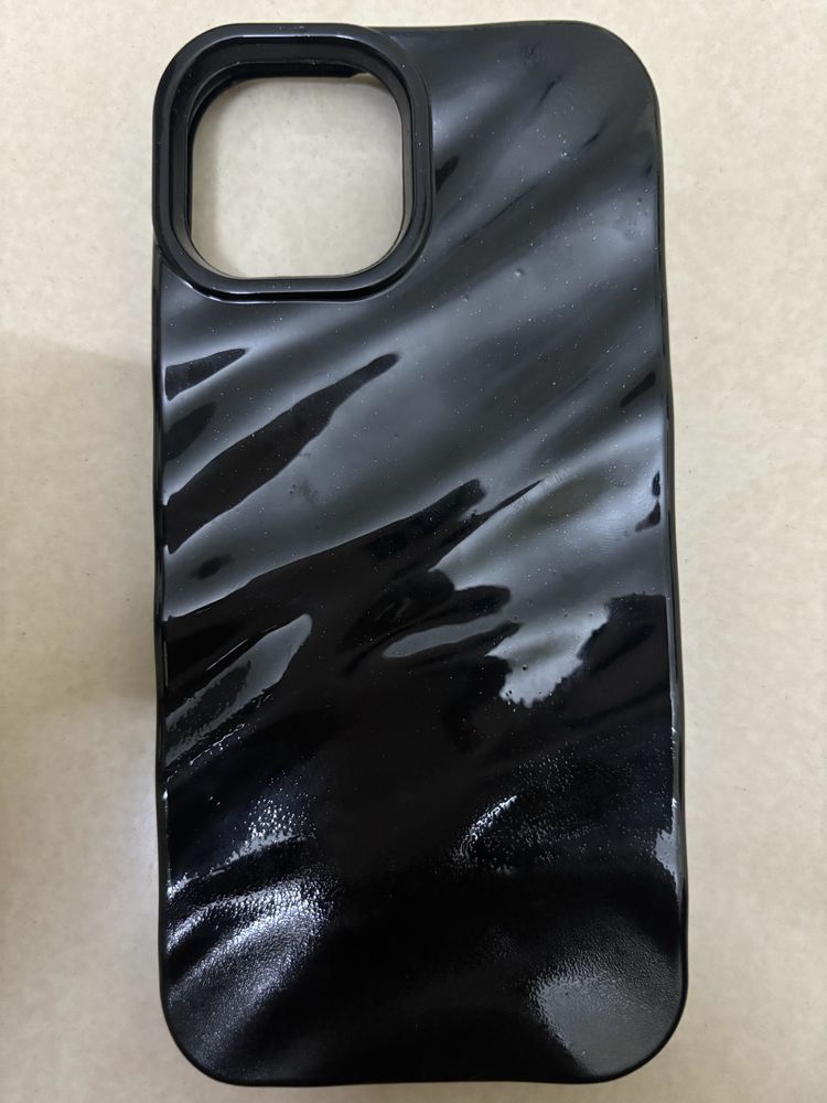 Iph 15 Elegant Black Back Case