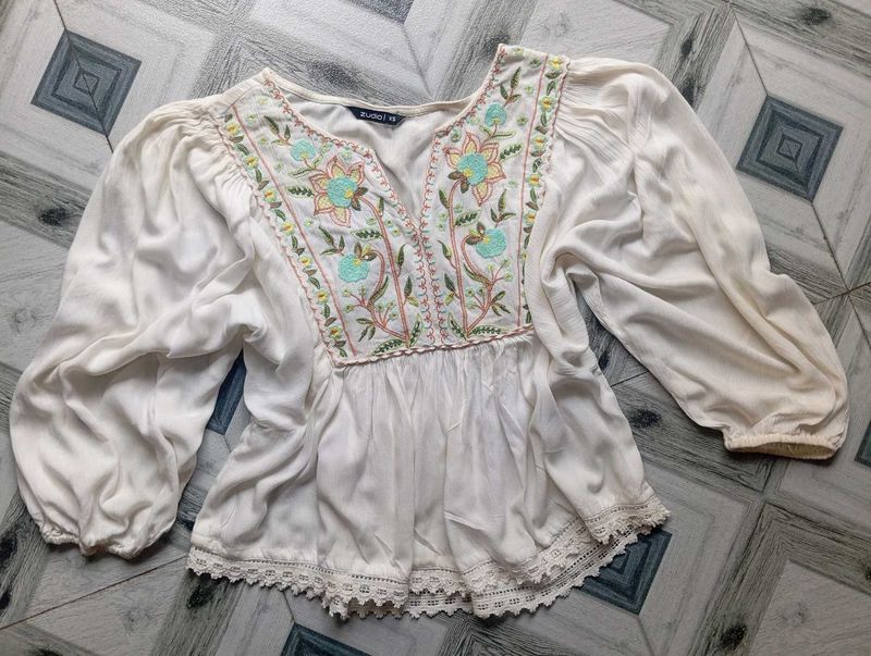 Off-White Embroidered Kurta Top
