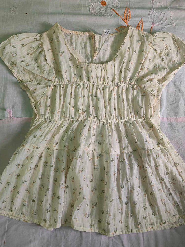 Chic Floral Tiered Tunic Top
