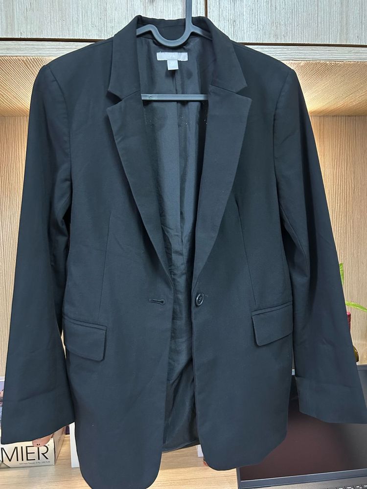 Black Blazer - Classic Style