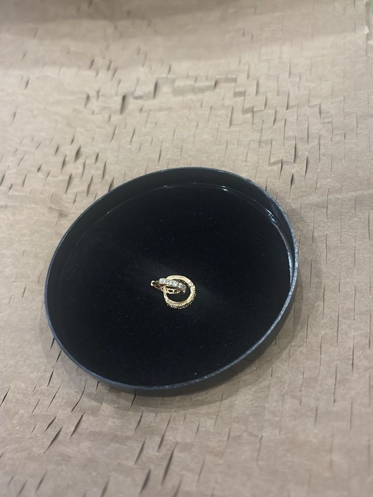 Sparkling Gold Hoop Earrings