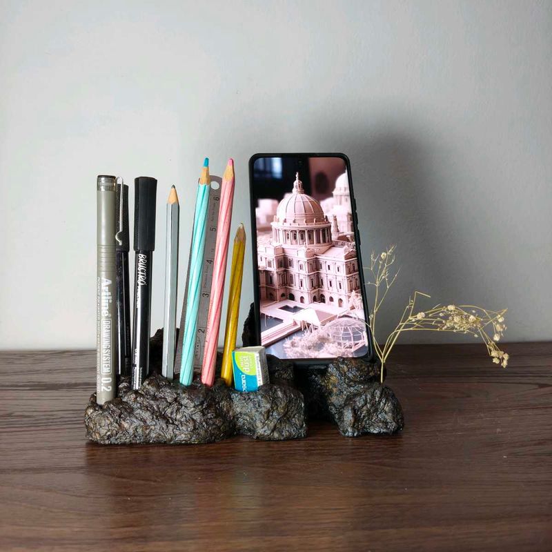 Organic 💚 Handmade Pen and Phone stand