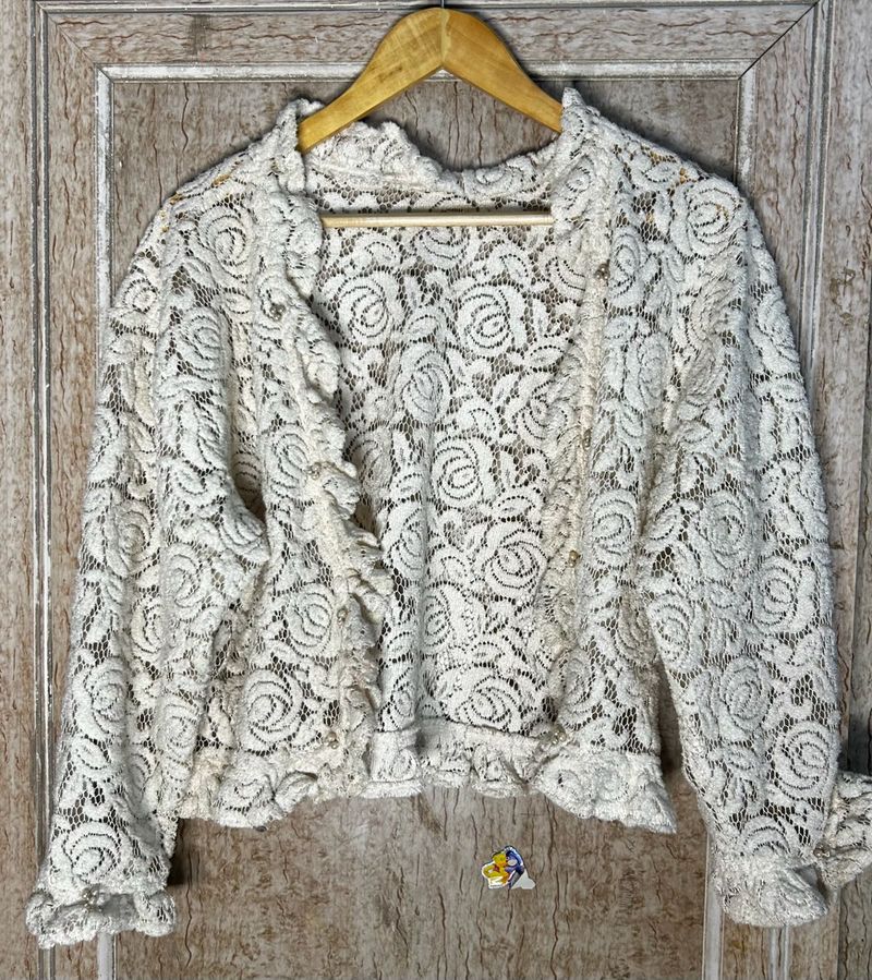 🤍🦢LAST DAY OFFER⚡️ 🎀💅Vintage Lace Bolero shrug