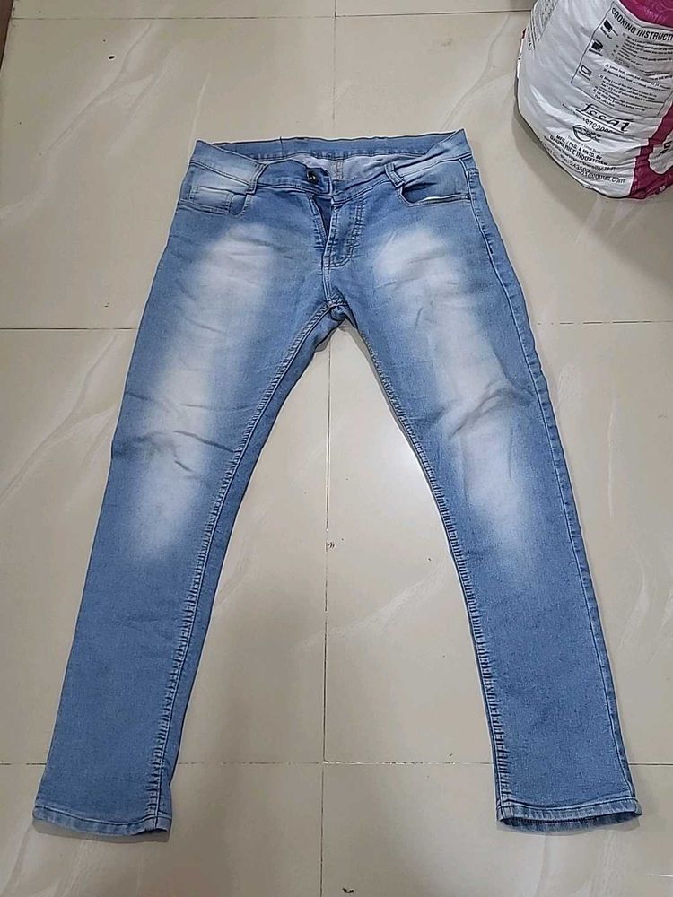 Light Wash Slim Fit Jeans