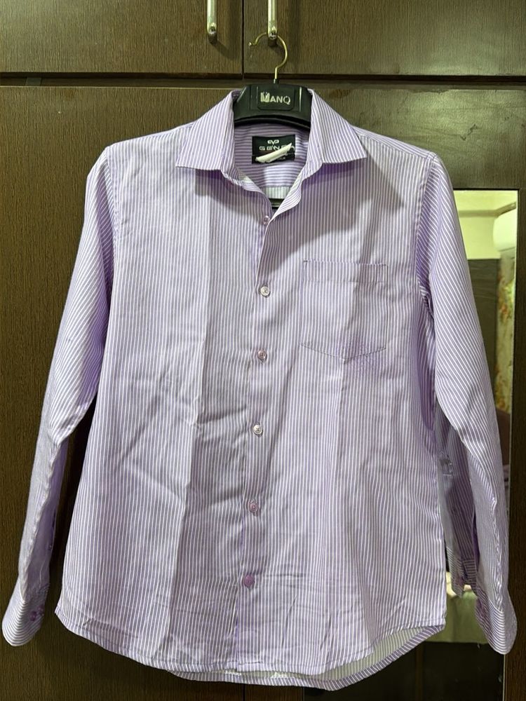 Men's Striped Button-Up Shirt