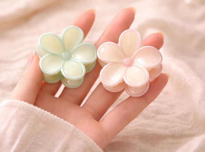 Pastel Flower Mini Claw Clips (Set of 2)