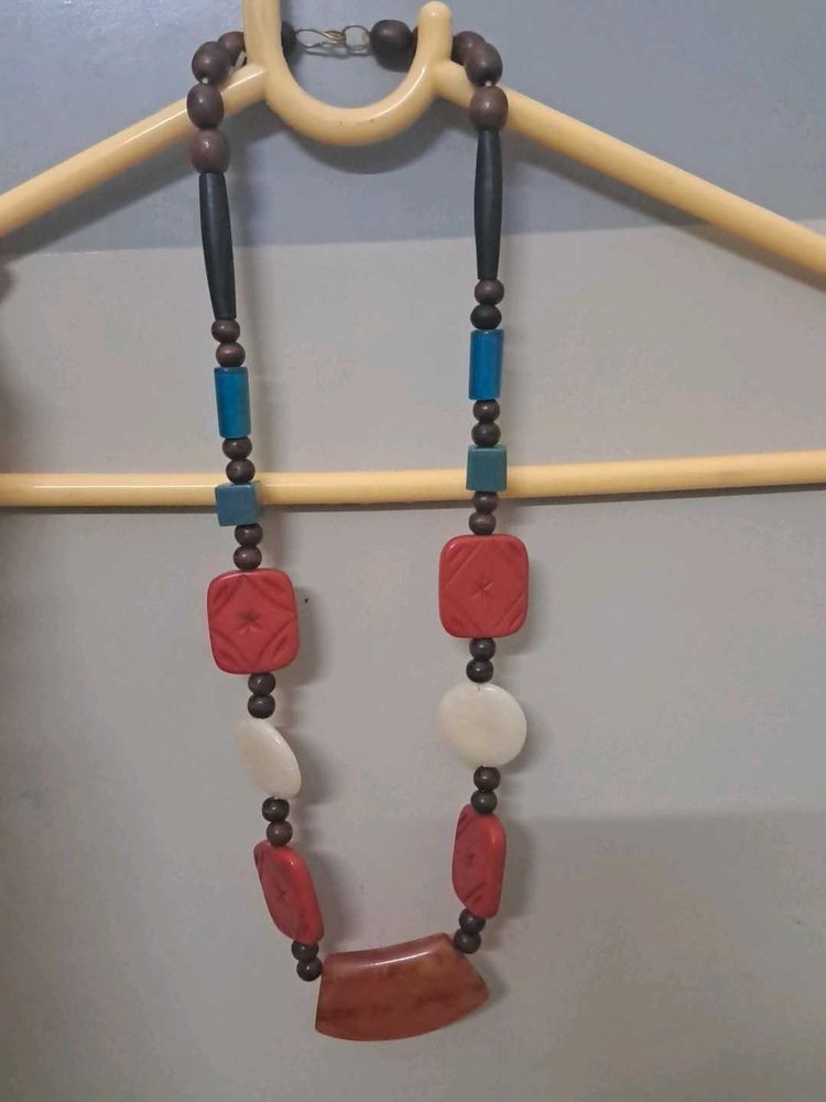 Unique Neckpiece