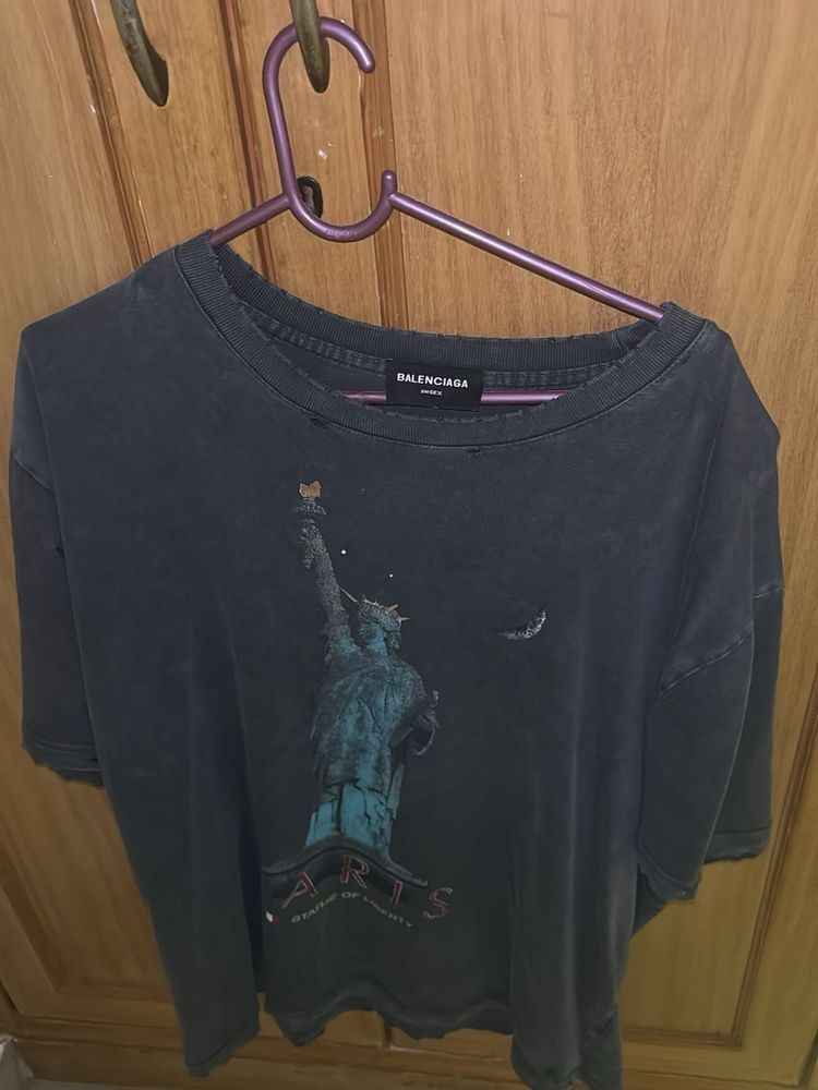 Balenciaga Statue of Liberty T-Shirt (XL - size)