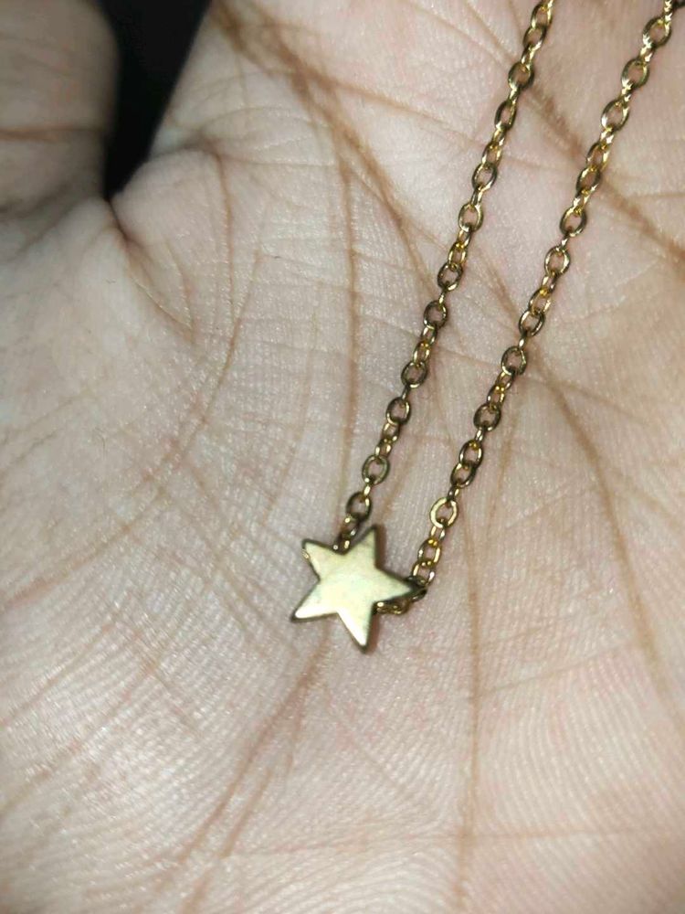 Gold Star Necklace