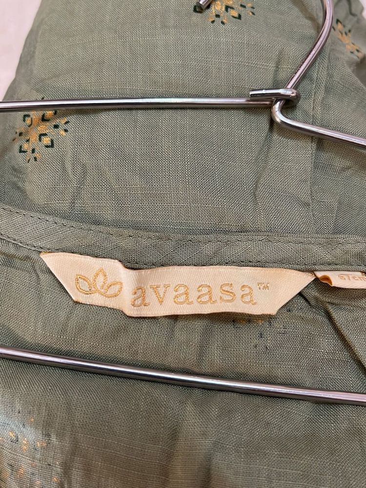 Avassa Green Kurta with Gold Print