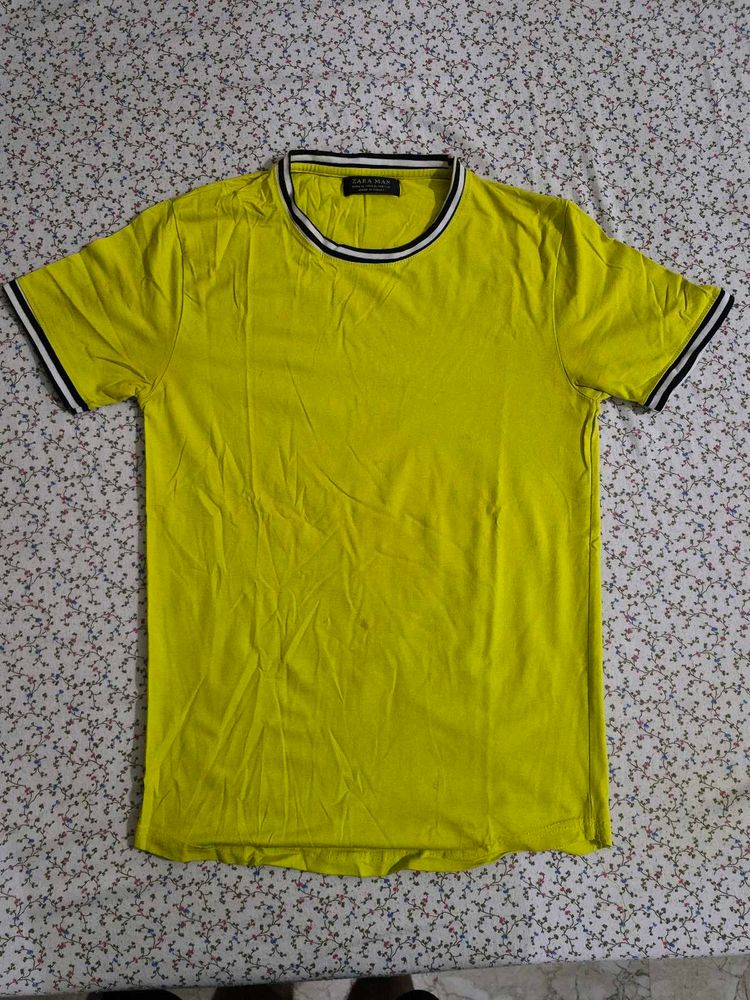 Zara Man Yellow T-Shirt