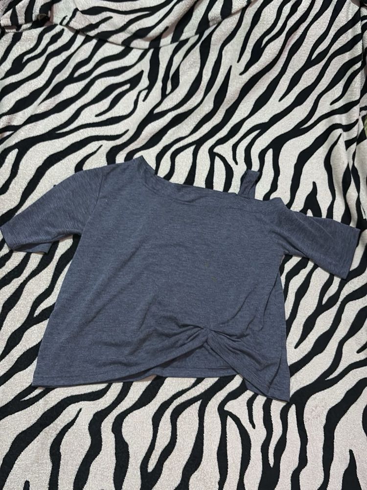 Chic One-Shoulder Knot Top