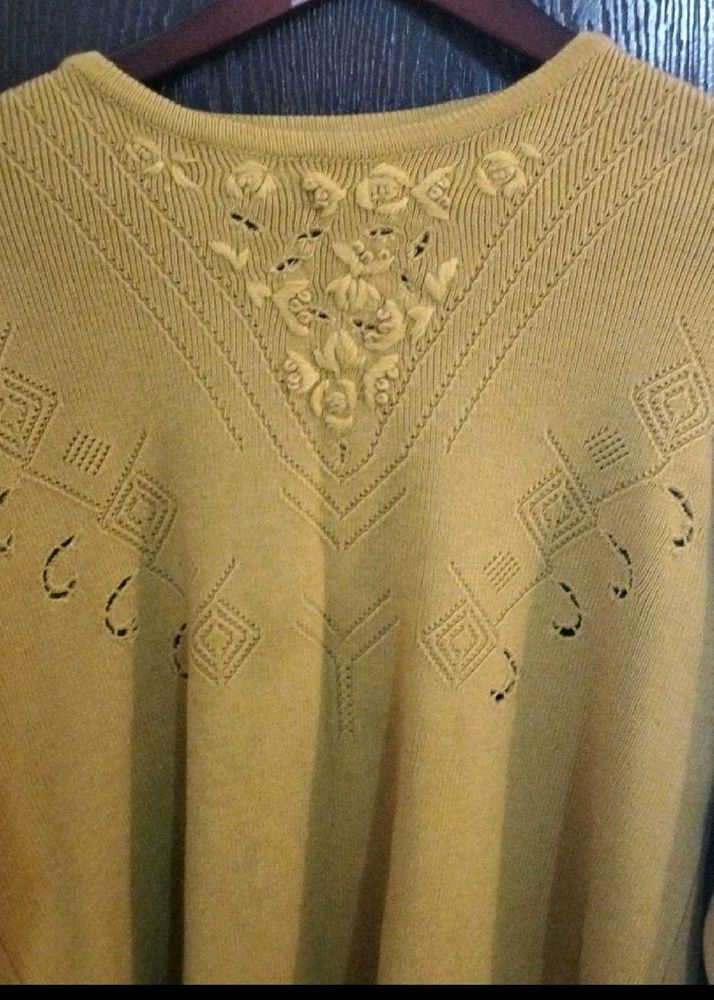 Mustard Pullover