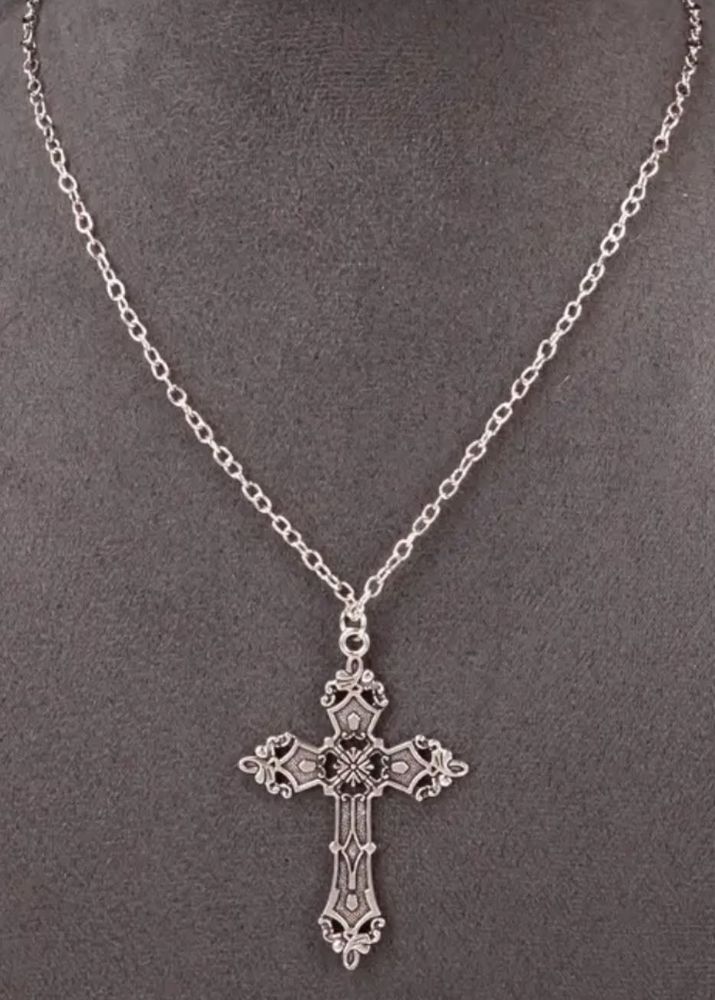 Silver Gothic Cross Pendant Necklacet ♱♱ (unisex)