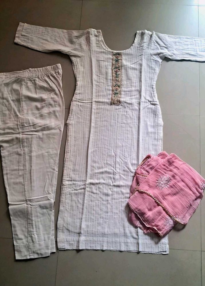 White Kurta with Pink Dupatta Set