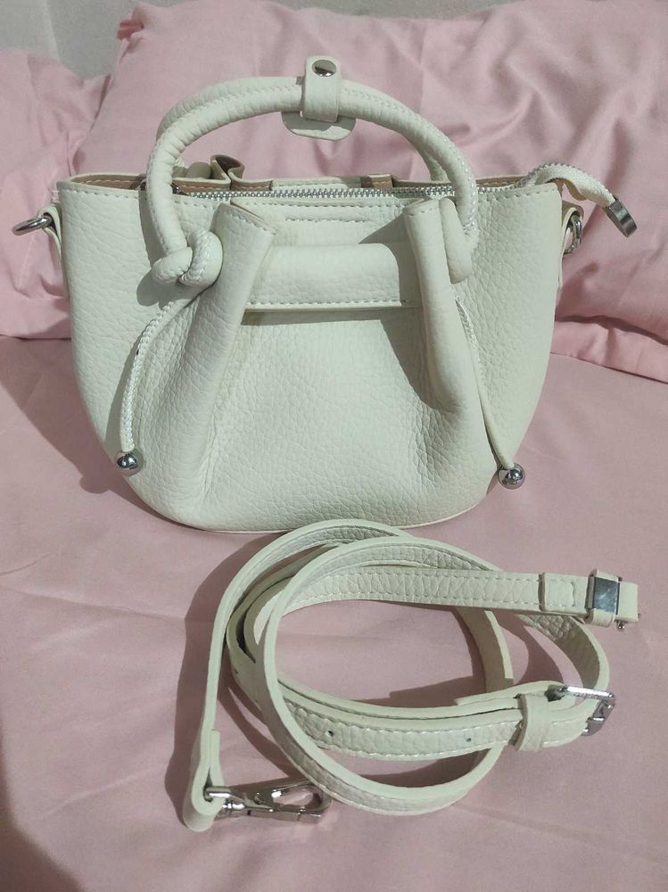 cream bag .