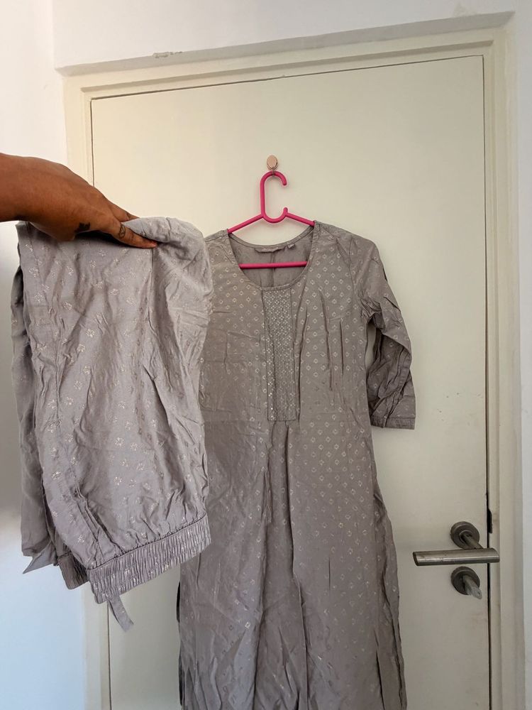 Elegant Grey Kurta Set