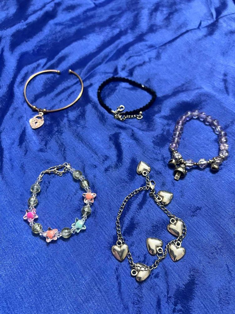 Set of 5 Bracelets