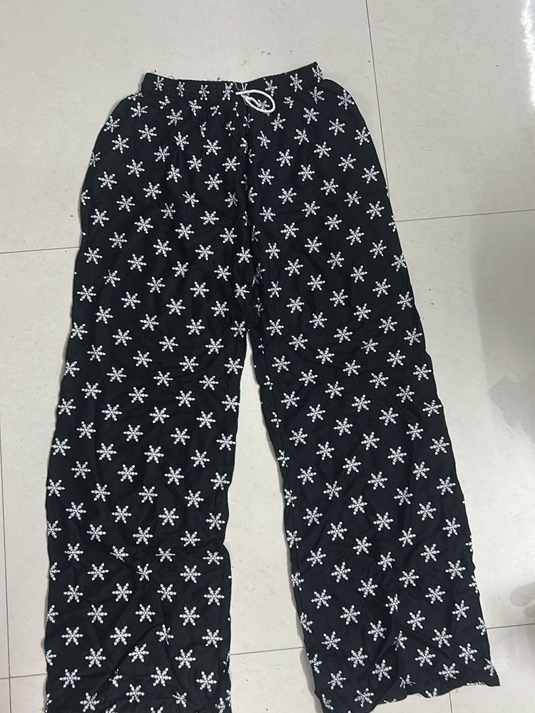 Black Snowflake Print Palazzo Pants