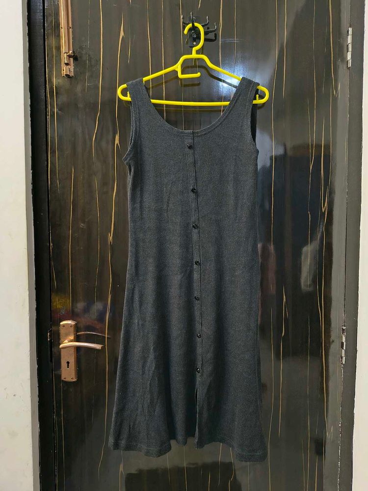 Sleek Ribbed Button-Up Midi Dress