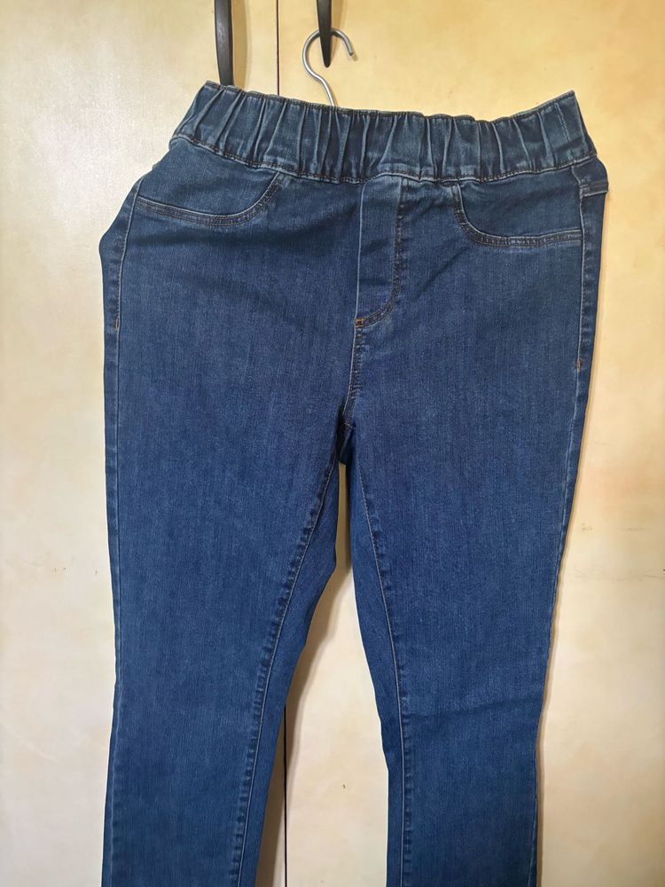 Comfortable Blue Denim Jeans
