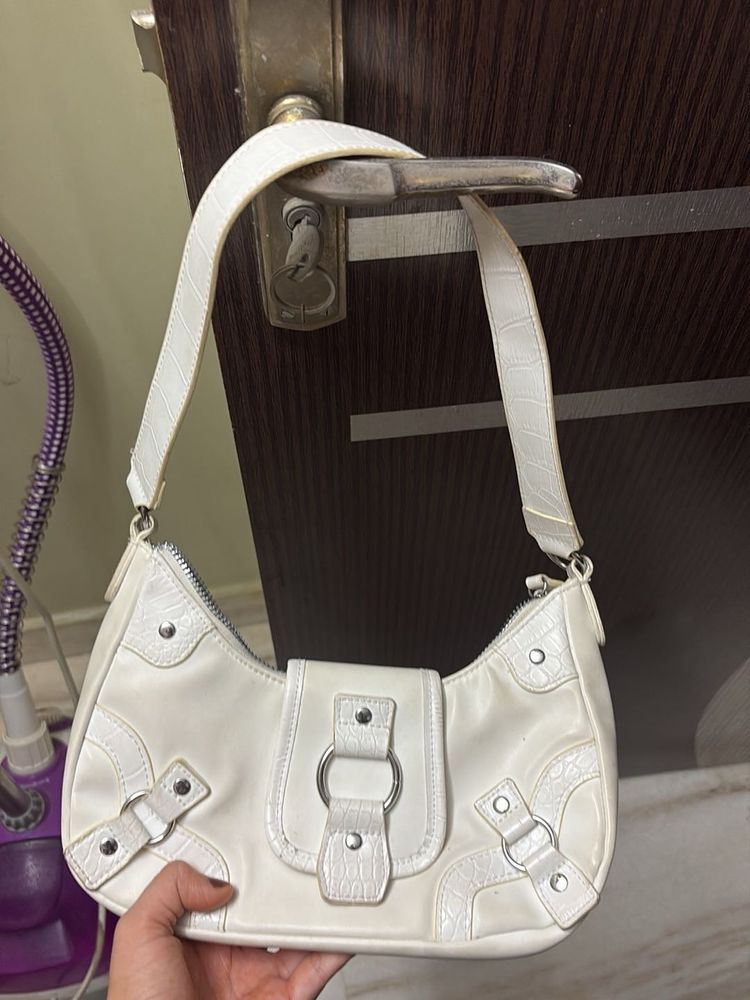 Chic White Shoulder Bag