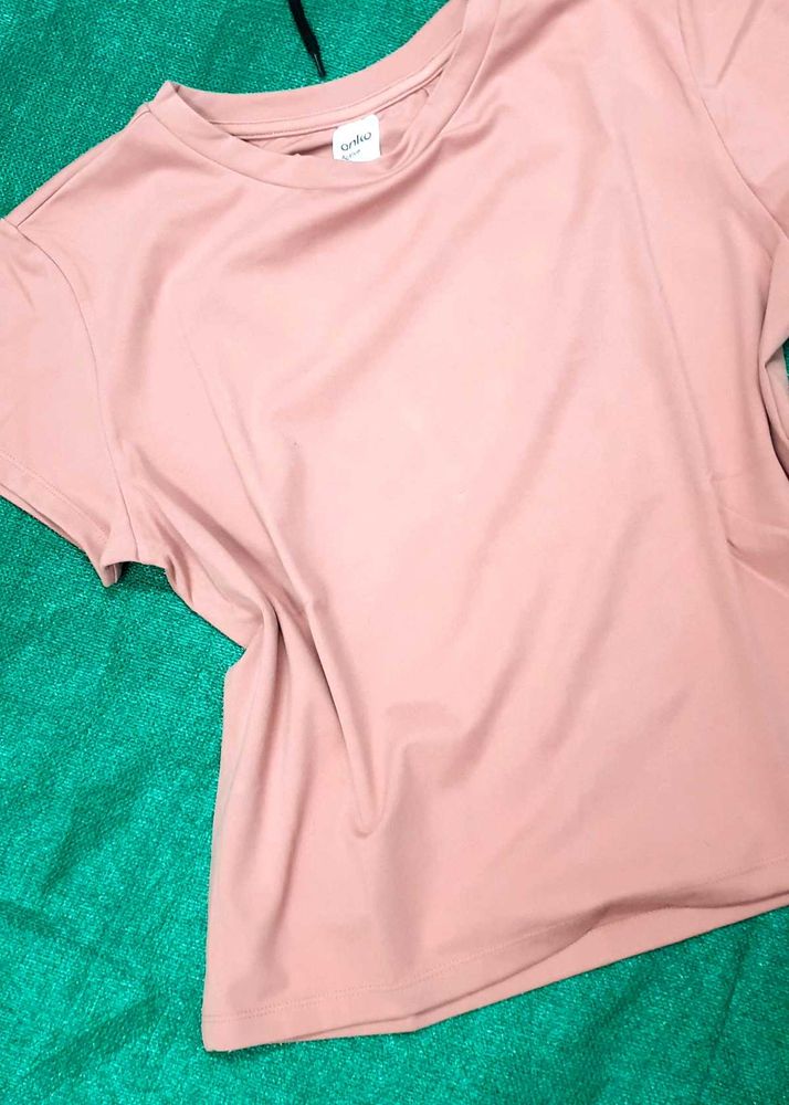 brand new👌😻📣Cropped top free size no 45