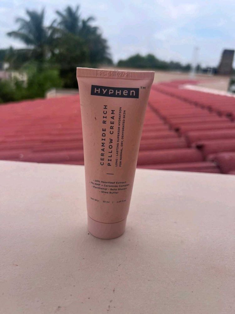 Hyphen Ceramide Rich Pillow Cream