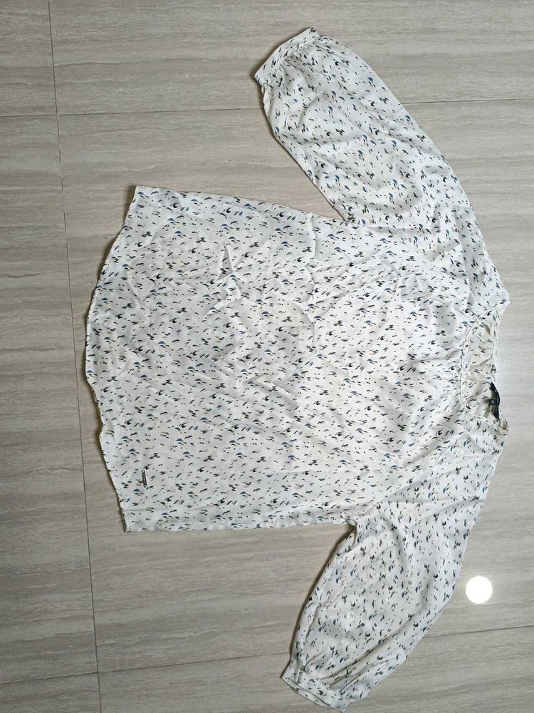 Chic White Printed Long Sleeve Top