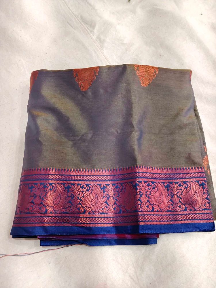 Elegant Grey Saree with Peacock Border