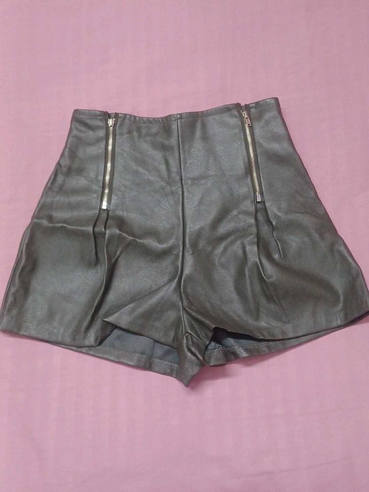 Faux Leather Zipper Shorts