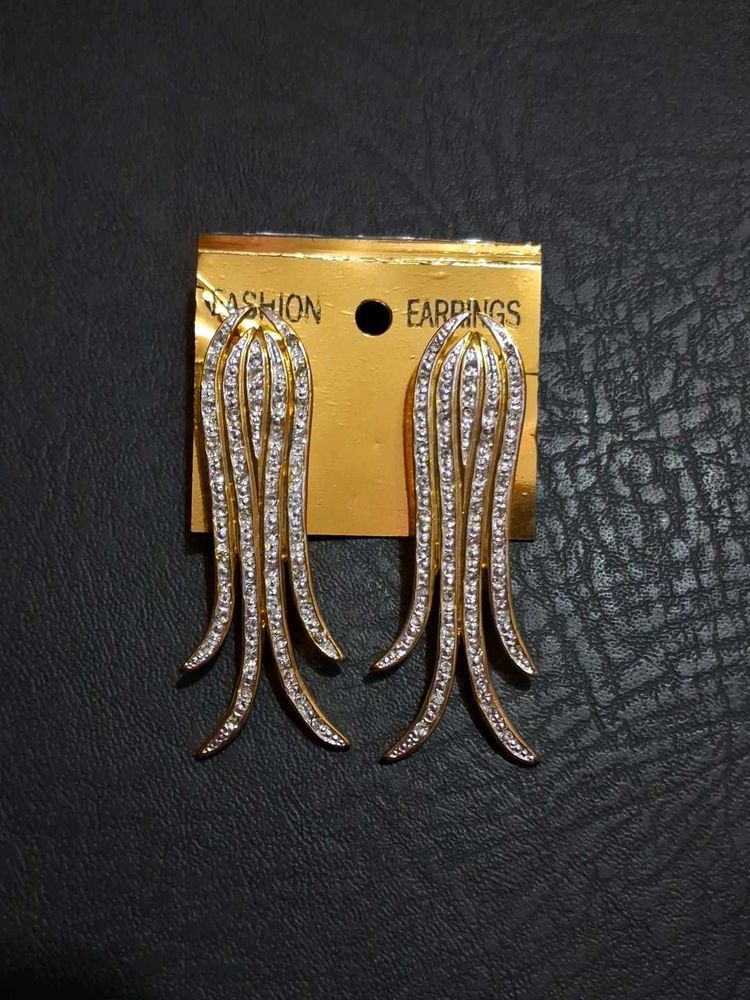Sparkling Dangle Earrings