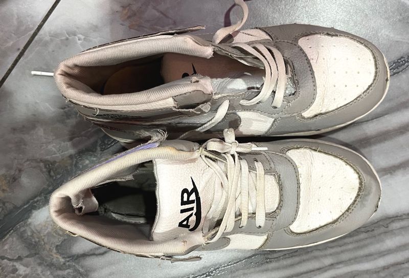 Stylish Grey and White Sneakers