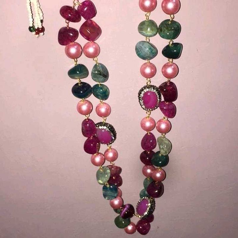Natural Agate Beaded Necklace with Earrings