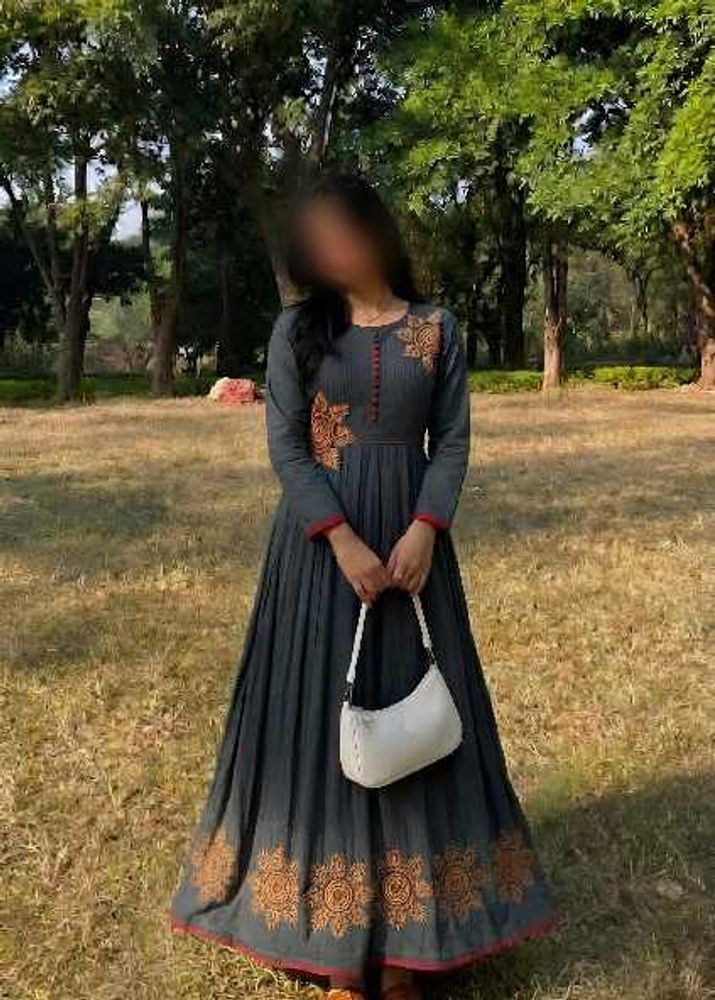 Elegant Grey Kurta with dupatta
