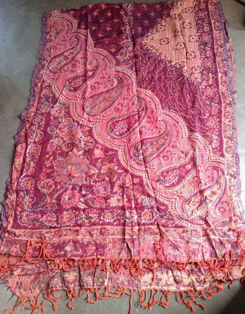 Paisley Patterned Shawl