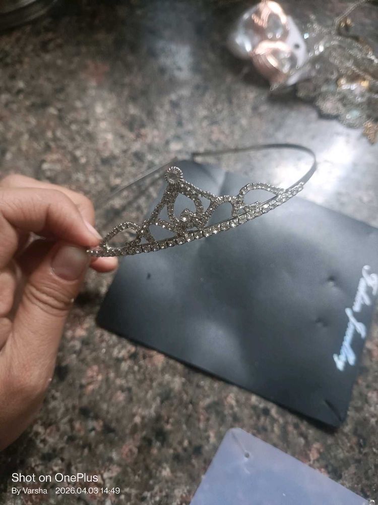 Sparkling Tiara Headband with free ring