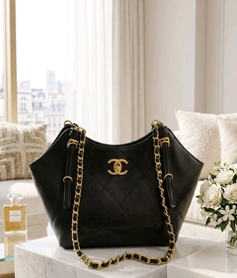 Chanel slingbags