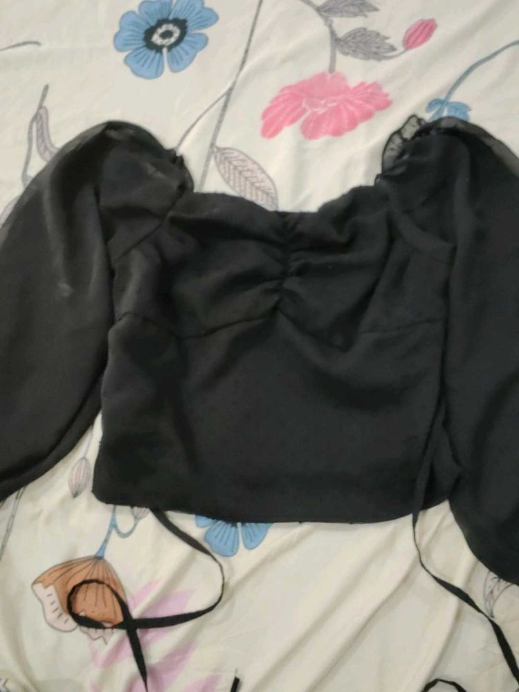 Chic Black Puff Sleeve Top