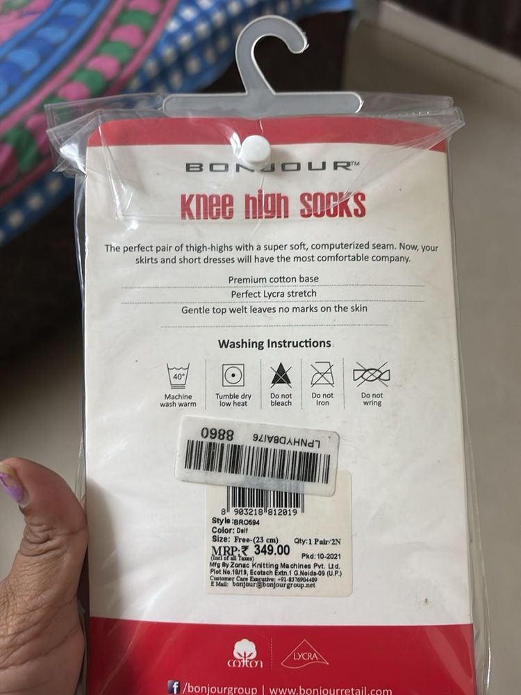 Bonjour Knee High Socks