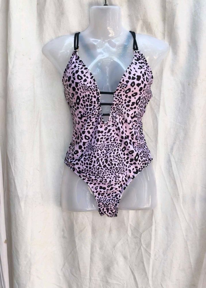 2381. Leopard Print One-Piece Swimsuit